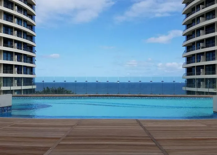 The Pearls Of Umhlanga, Or Oceans Apts Durban