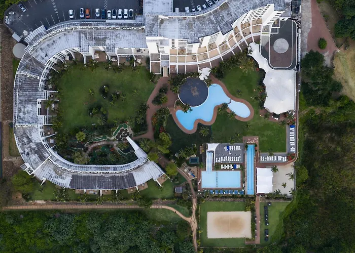 First Group Breakers Resort - Official